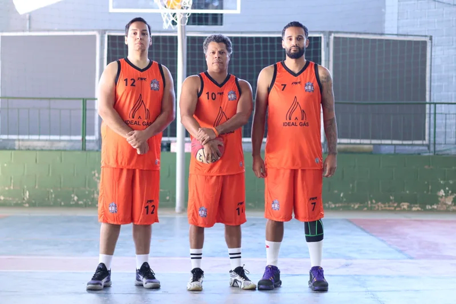 Sub-21, uniforme laranja
